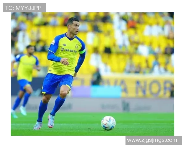 国王杯激战平局里昂与莱比锡0比0乌龙球瞬间引发全场热议