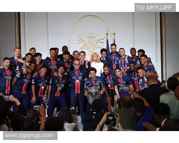 西甲激战波尔图与巴黎圣日耳曼平局红牌事件引发全场热议与转会猜想