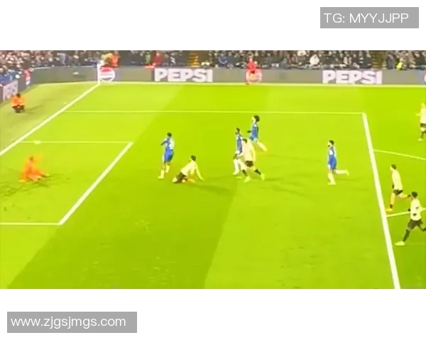 国王杯激战波尔图与巴萨互交白卷乌龙球瞬间点燃全场气氛