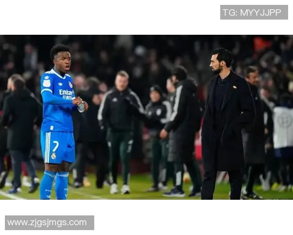 足总杯惊天冷门尤文图斯6比2逆袭皇马全场沸腾绝杀时刻令人震撼 足总杯惊天冷门尤文图斯6比2逆袭皇马全场沸腾绝杀时刻令人震撼