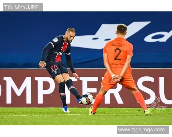 国王杯精彩对决国米与巴黎圣日耳曼1比1平补时进球引发全场狂欢