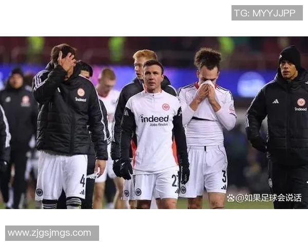 欧冠焦点战：多特蒙德3-0击败拜仁红牌事件引发全场热议