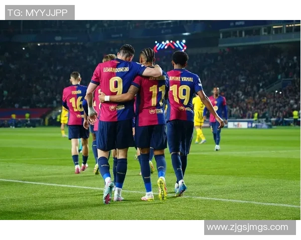 西甲激战:拜仁与巴萨战成平局红牌事件引发全场热议 西甲激战:拜仁与巴萨战成平局红牌事件引发全场热议